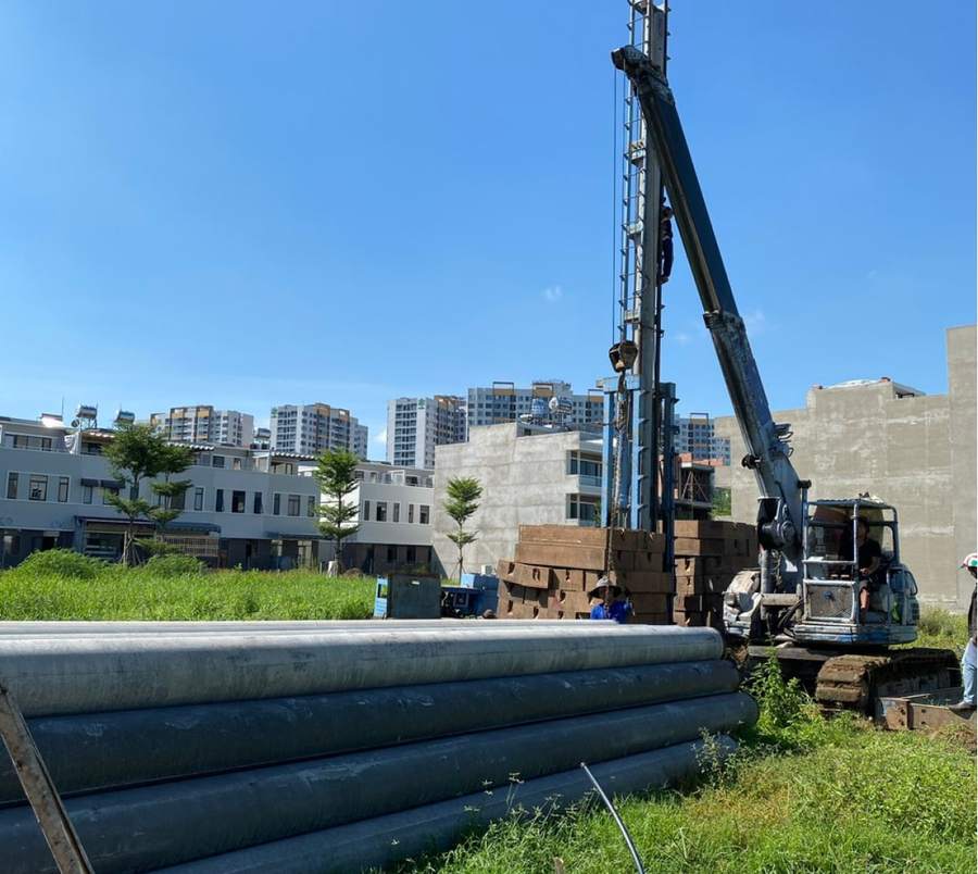 Thi công ép cọc ly tâm tại công trình khu dân cư